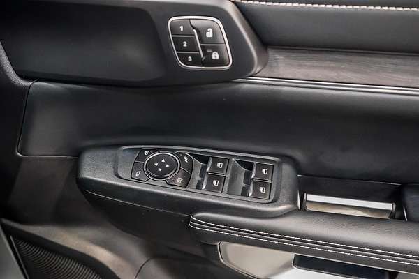 2023 Ford Everest Platinum 3.0L