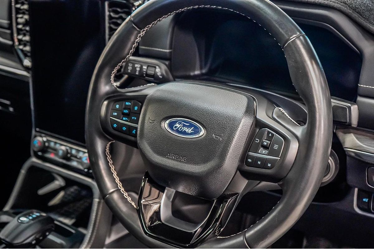 2023 Ford Everest Platinum 3.0L