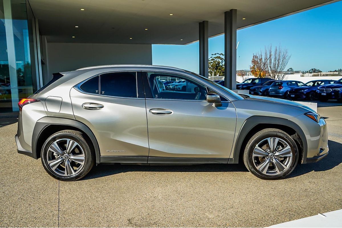 2022 Lexus UX UX300e Sports Luxury KMA10R