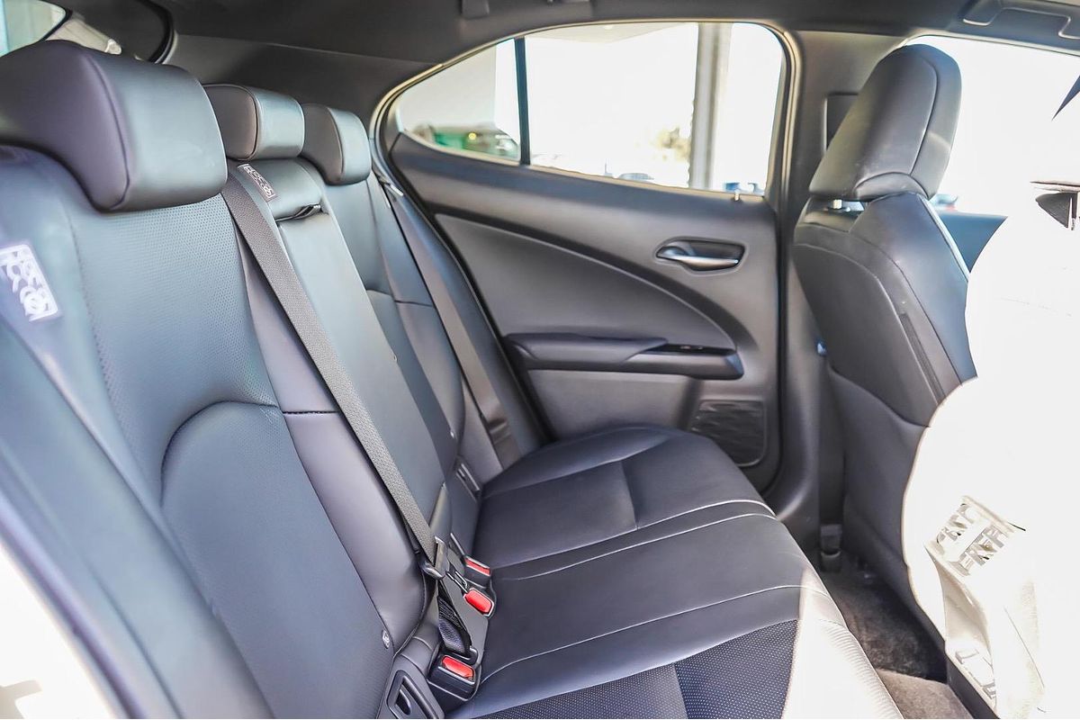2022 Lexus UX UX300e Sports Luxury KMA10R