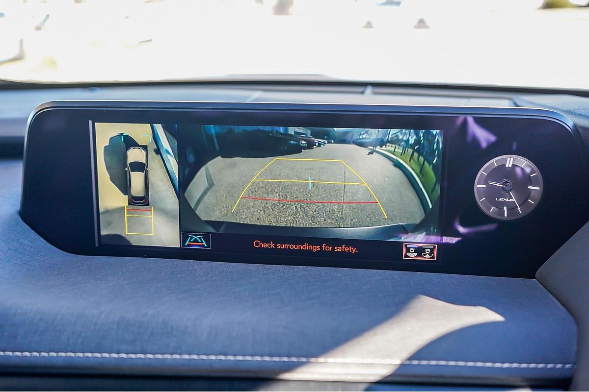 2022 Lexus UX UX300e Sports Luxury KMA10R