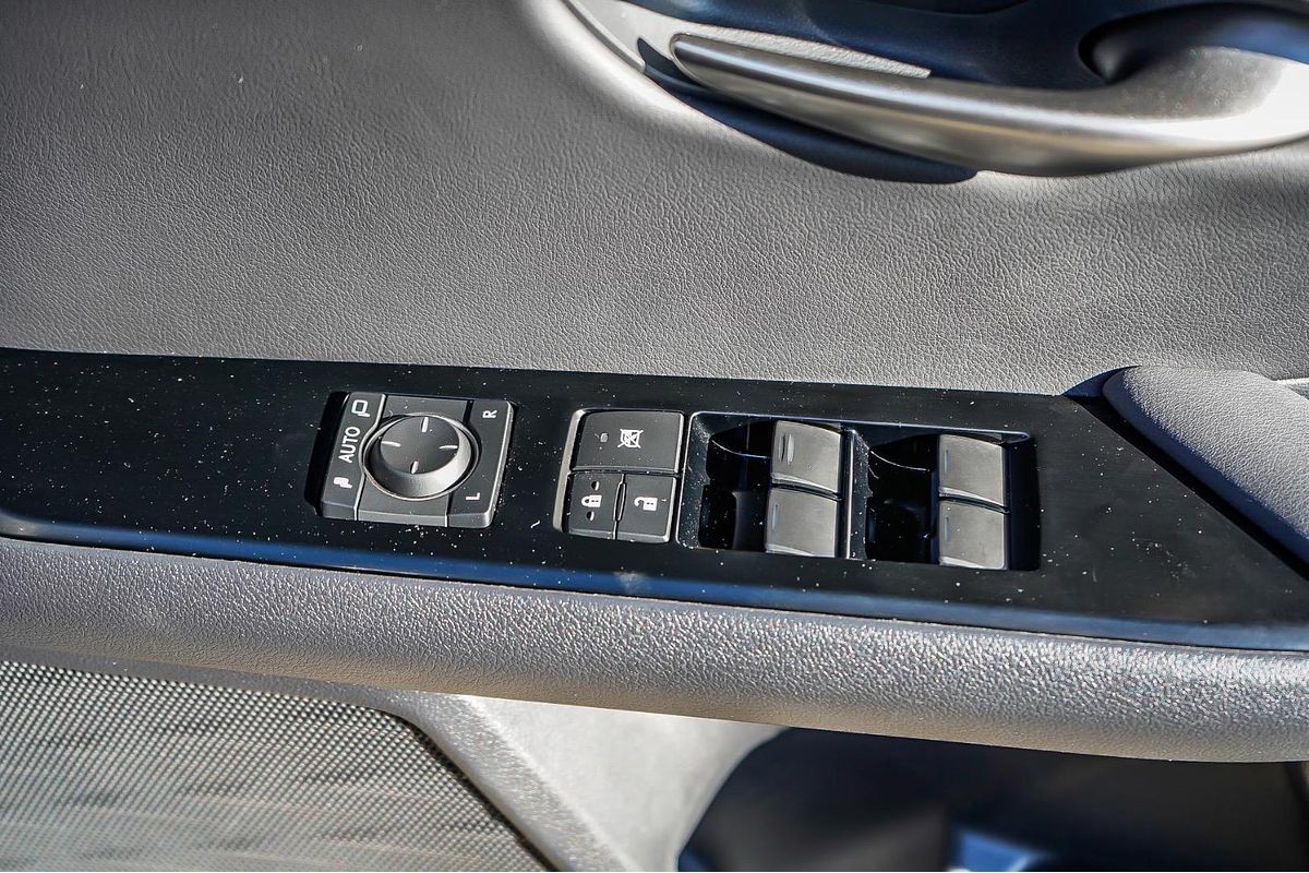 2022 Lexus UX UX300e Sports Luxury KMA10R