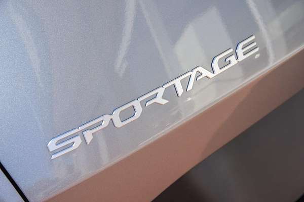 2024 Kia Sportage S NQ5