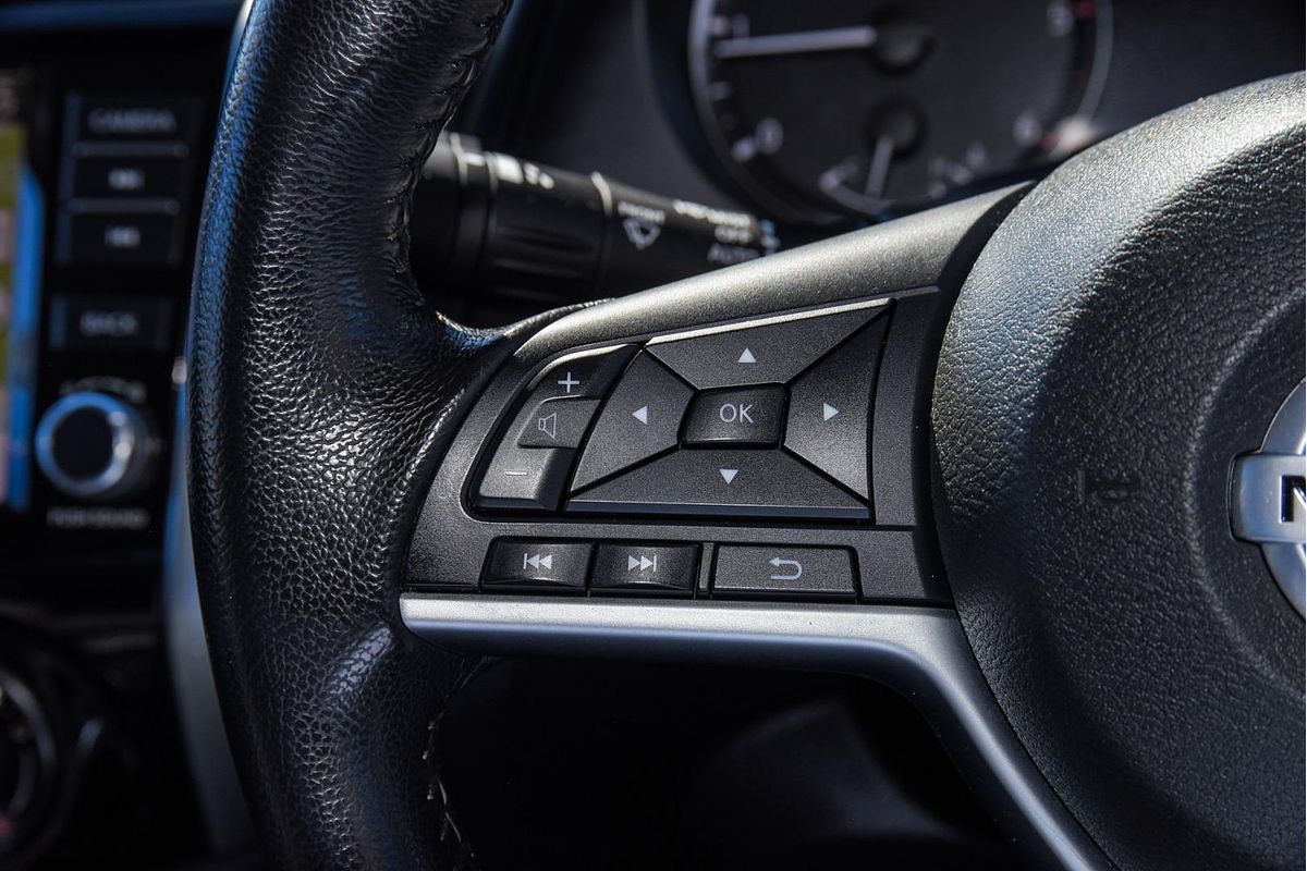 2021 Nissan Navara ST D23 4X4