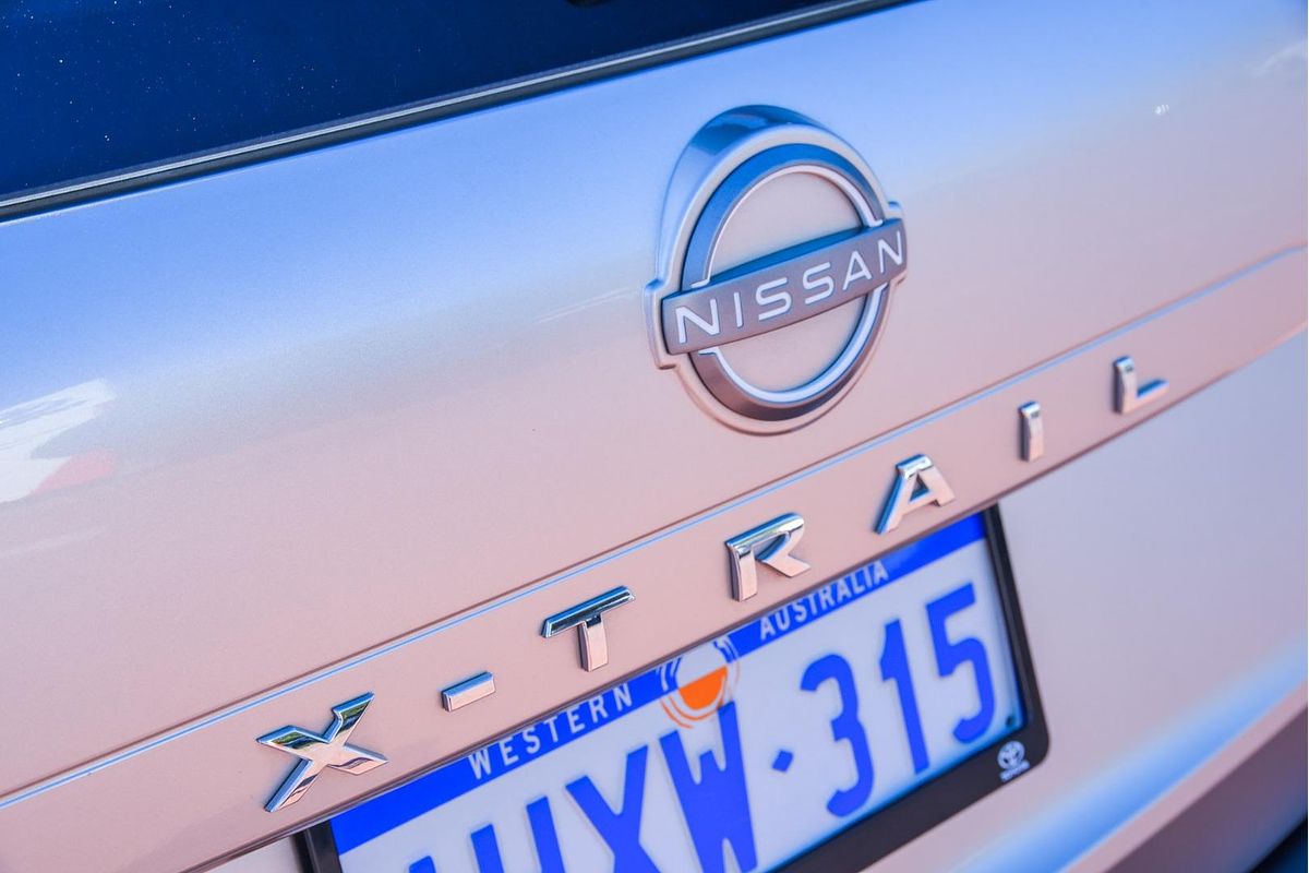 2023 Nissan X-TRAIL ST-L T33
