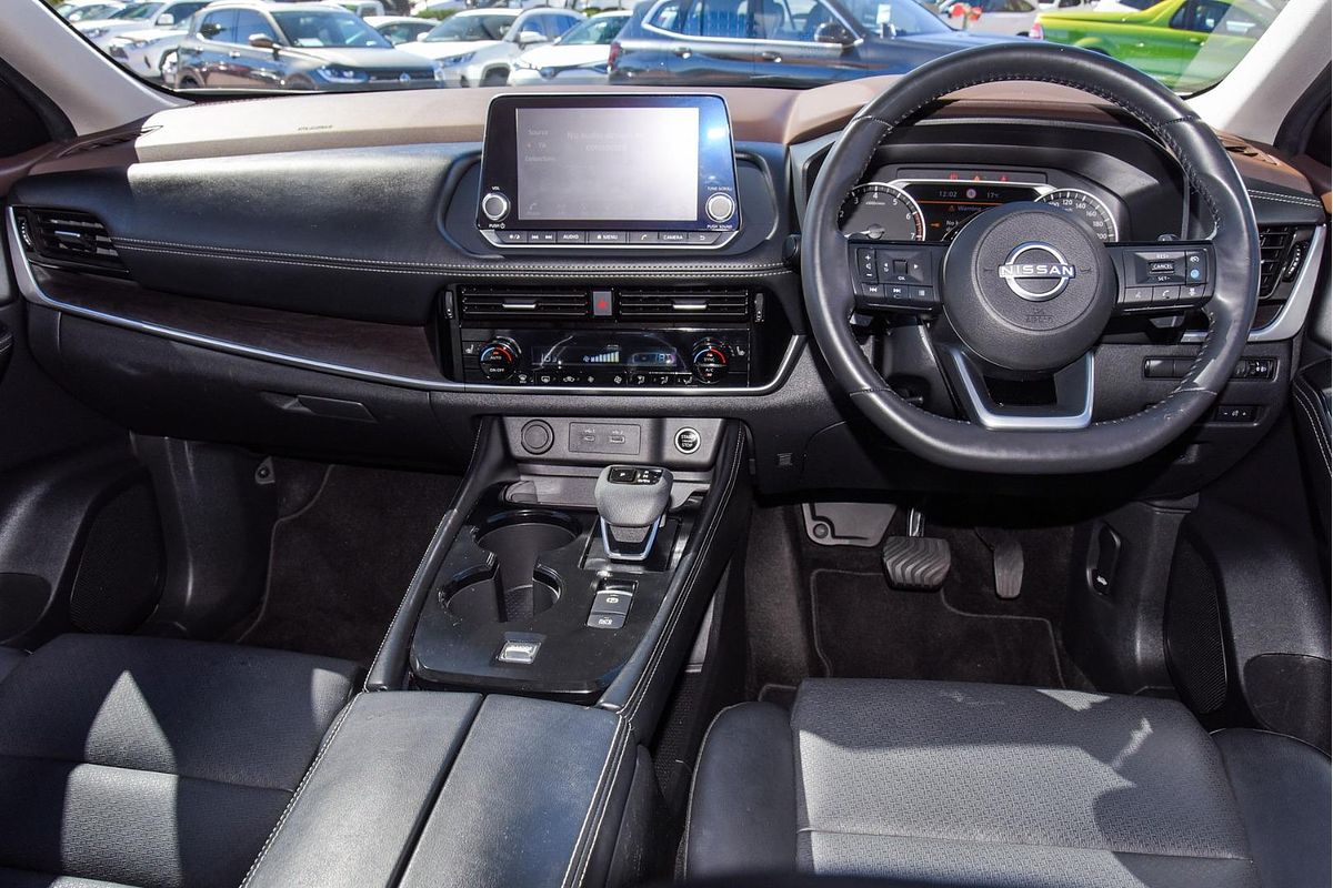 2023 Nissan X-TRAIL ST-L T33