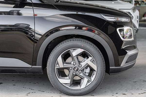 2025 Hyundai Venue Active QX.V5