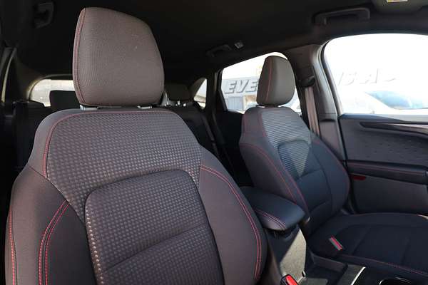 2021 Ford Escape ST-Line ZH