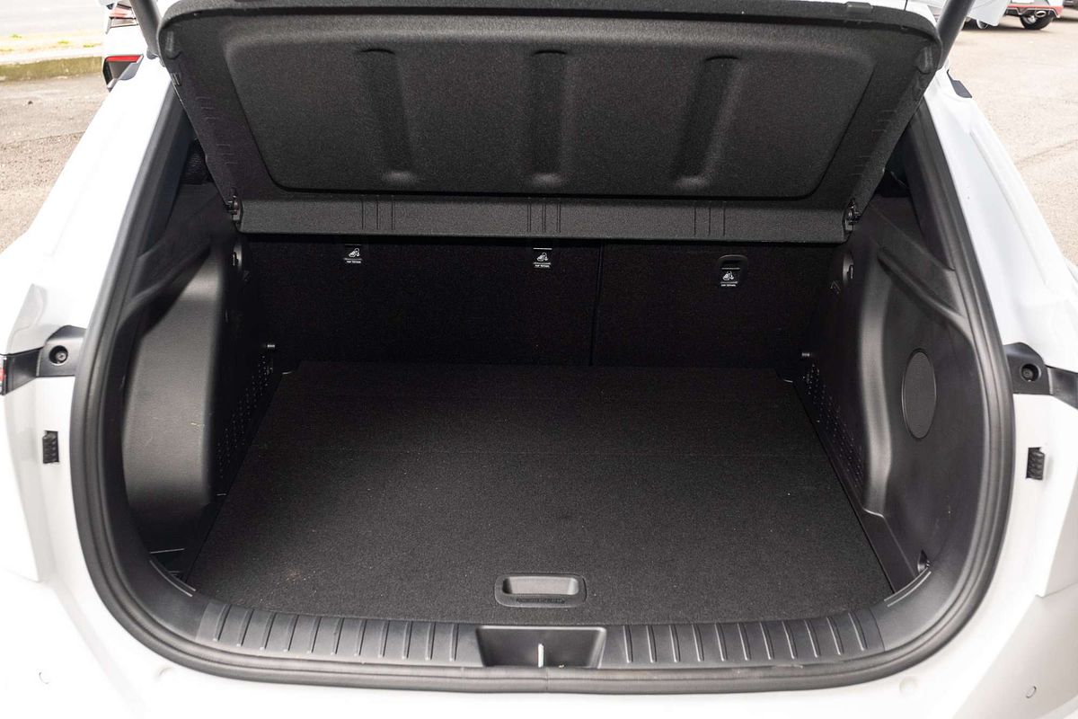 2025 Hyundai Kona Premium N Line SX2.V2