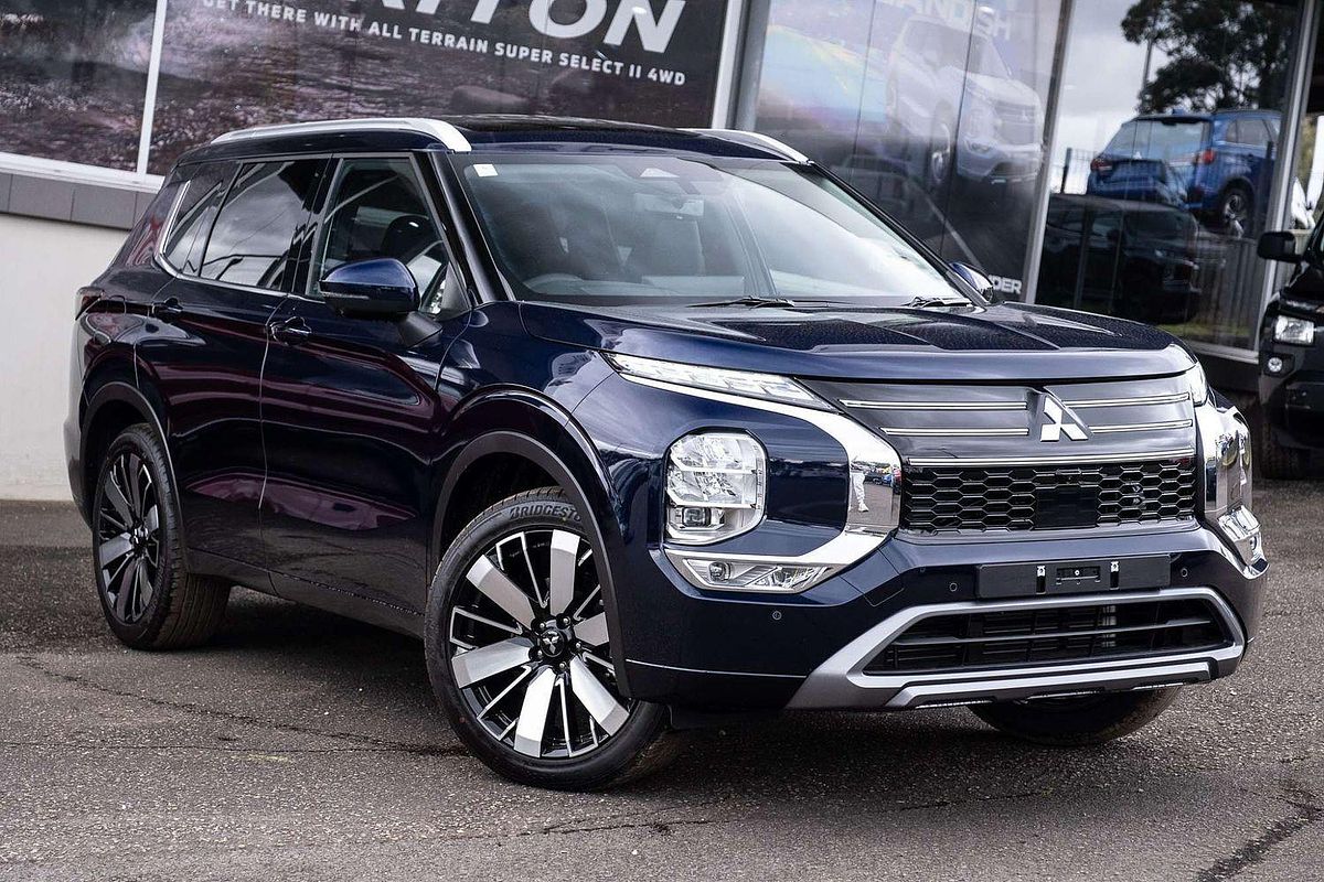 2025 Mitsubishi Outlander Exceed ZM