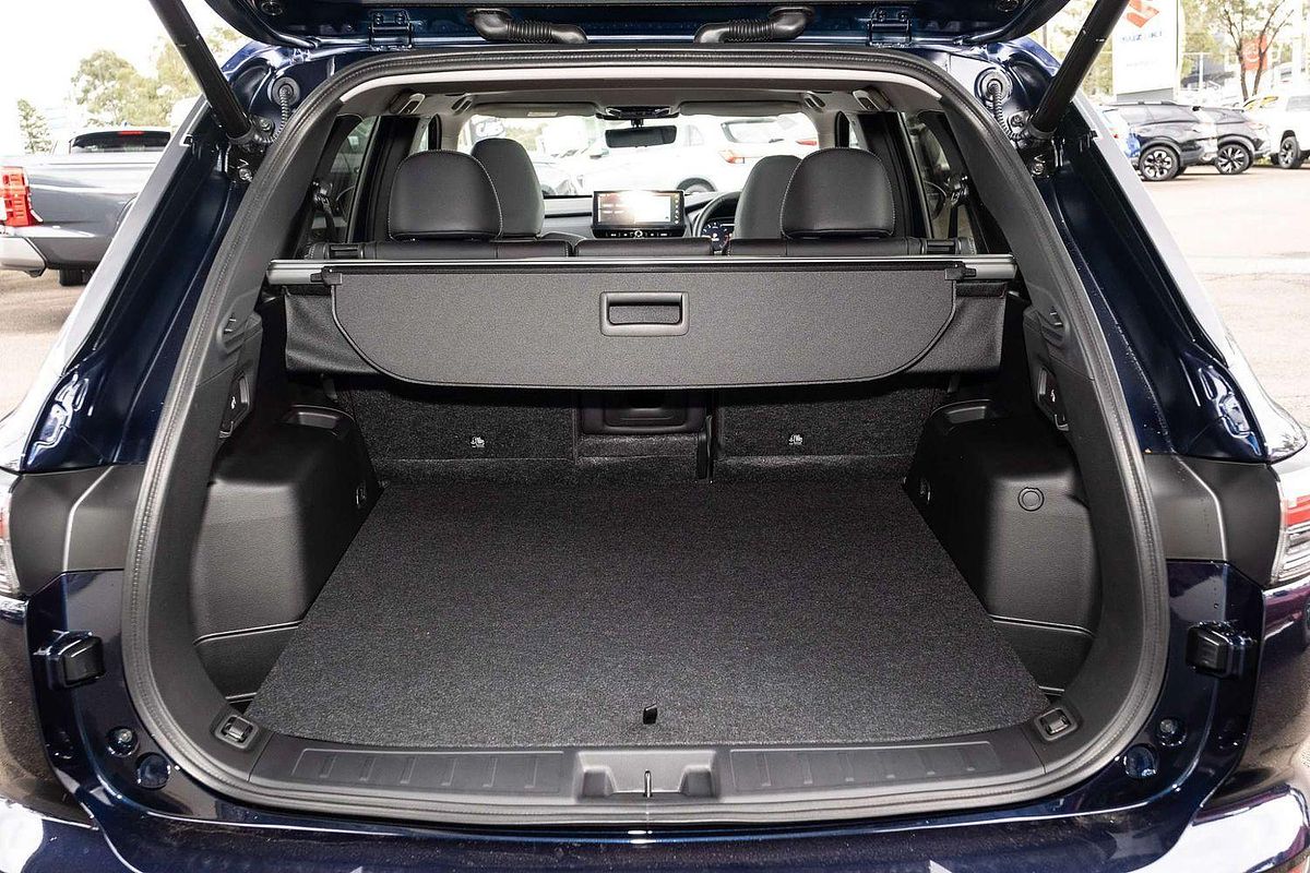 2025 Mitsubishi Outlander Exceed ZM