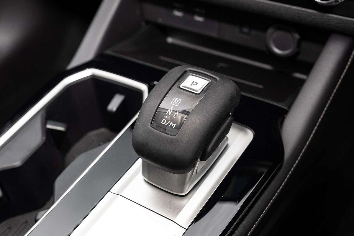2025 Mitsubishi Outlander Exceed ZM
