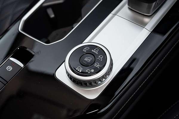 2025 Mitsubishi Outlander Exceed ZM