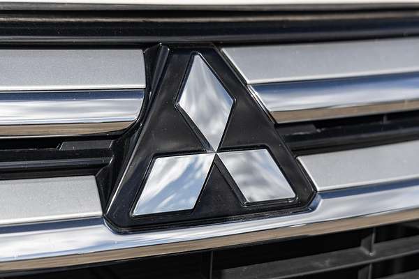 2016 Mitsubishi Outlander XLS ZK