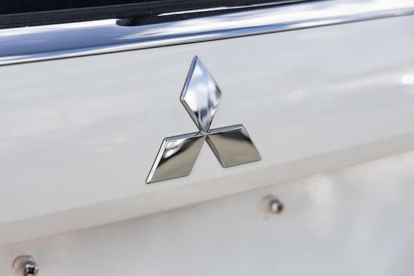 2016 Mitsubishi Outlander XLS ZK