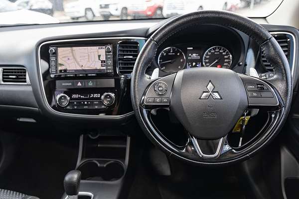 2016 Mitsubishi Outlander XLS ZK