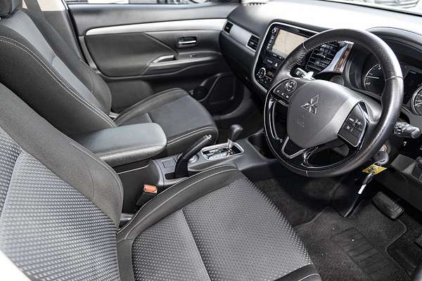 2016 Mitsubishi Outlander XLS ZK