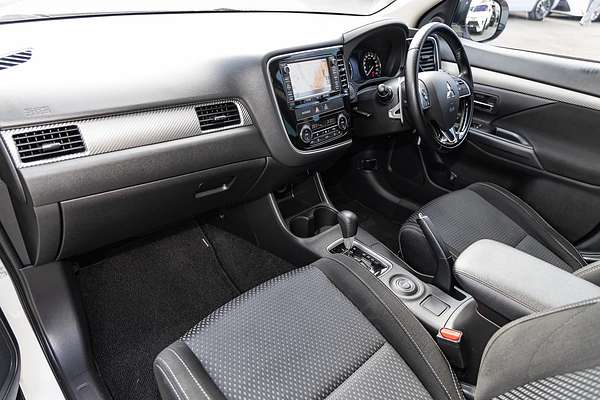 2016 Mitsubishi Outlander XLS ZK