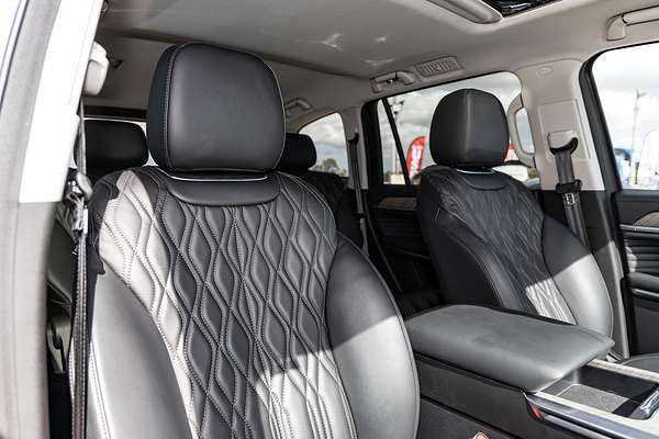 2024 GWM Tank 500 Lux Hybrid P03