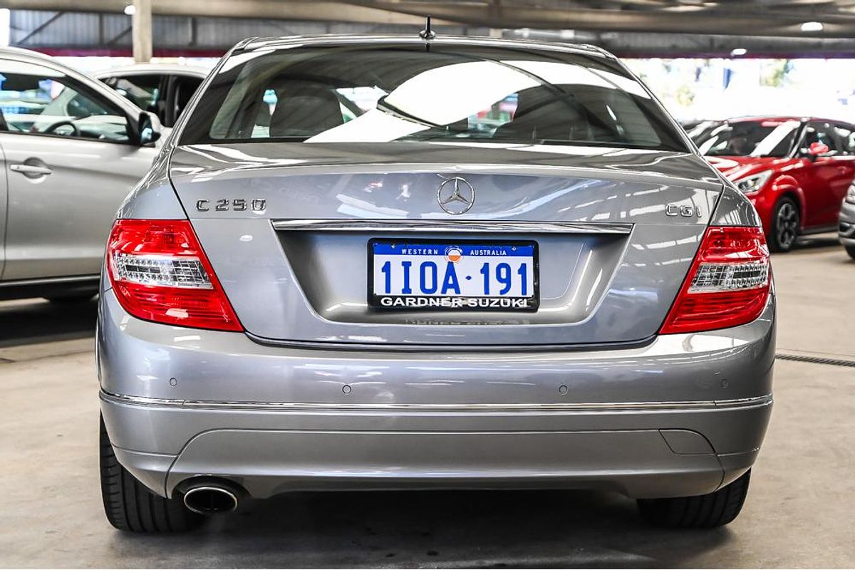 2011 Mercedes-Benz C-Class C250 BlueEFFICIENCY Avantgarde W204