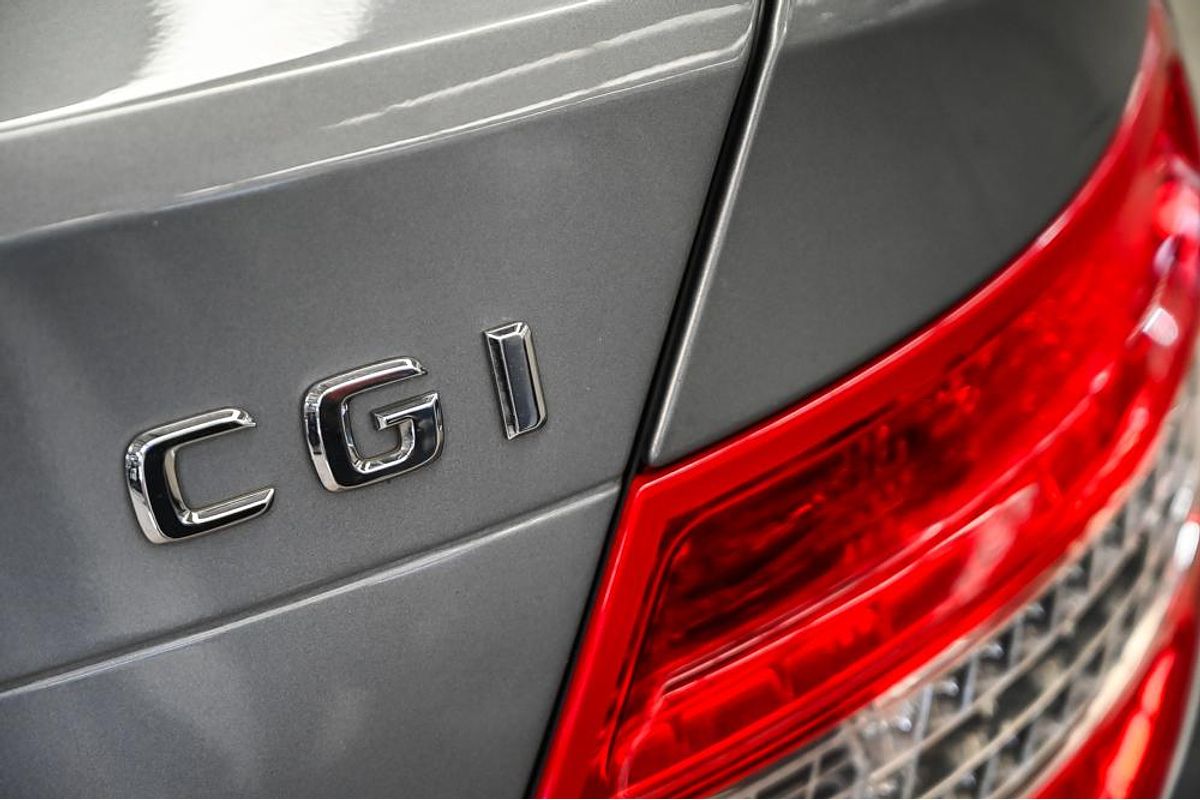 2011 Mercedes-Benz C-Class C250 BlueEFFICIENCY Avantgarde W204