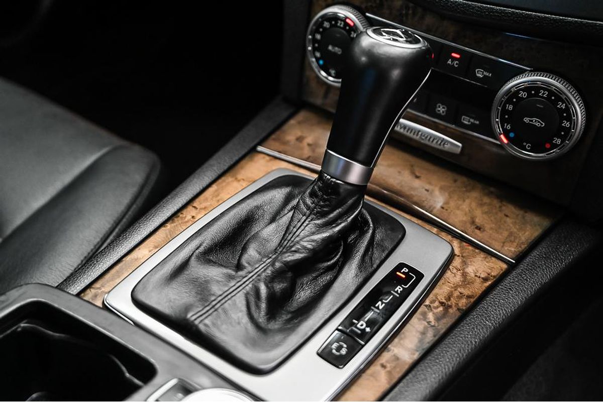 2011 Mercedes-Benz C-Class C250 BlueEFFICIENCY Avantgarde W204