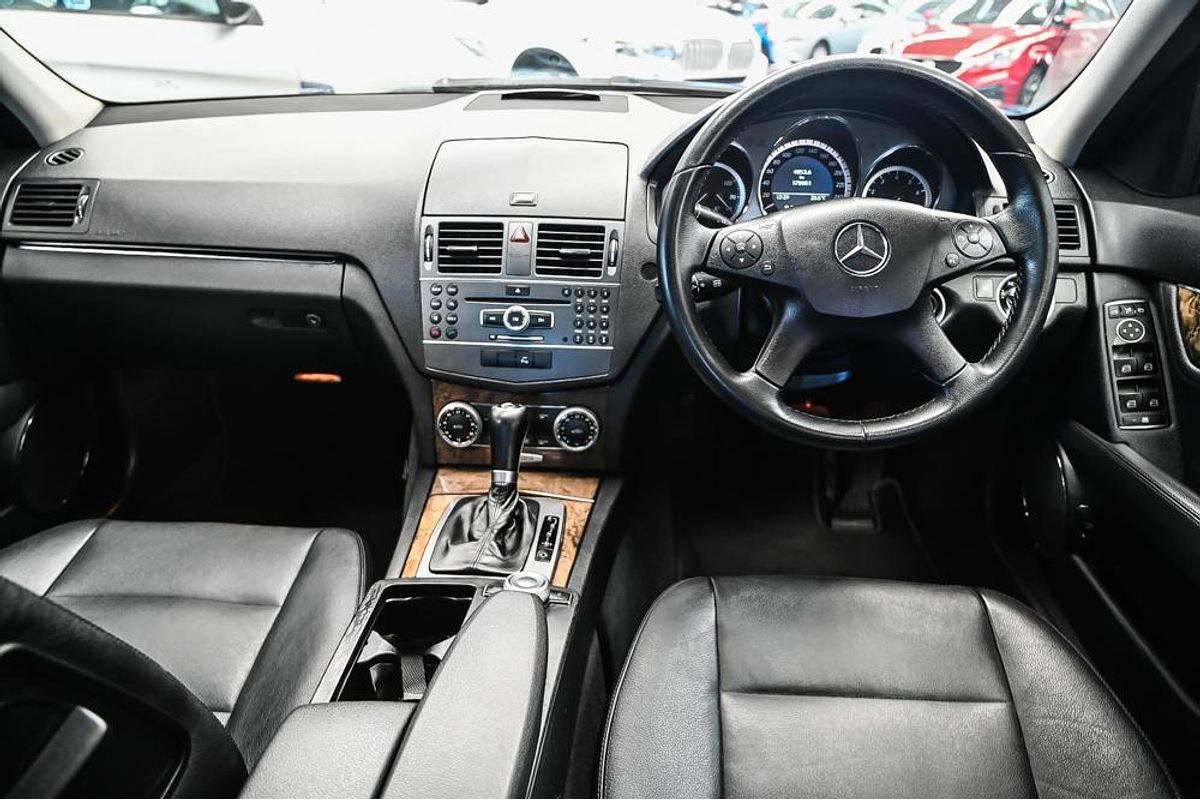 2011 Mercedes-Benz C-Class C250 BlueEFFICIENCY Avantgarde W204