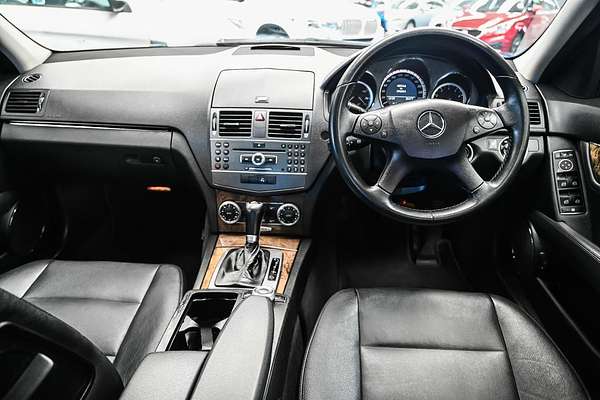 2011 Mercedes-Benz C-Class C250 BlueEFFICIENCY Avantgarde W204