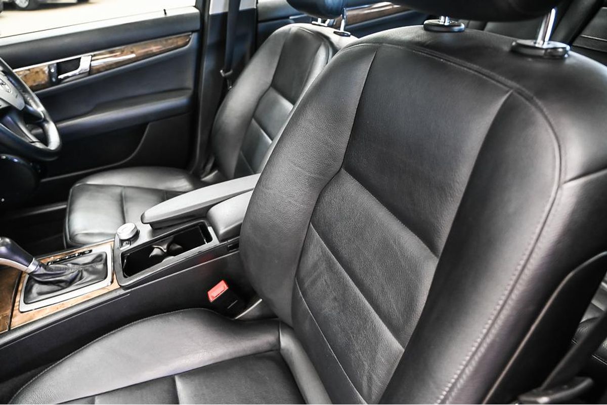 2011 Mercedes-Benz C-Class C250 BlueEFFICIENCY Avantgarde W204