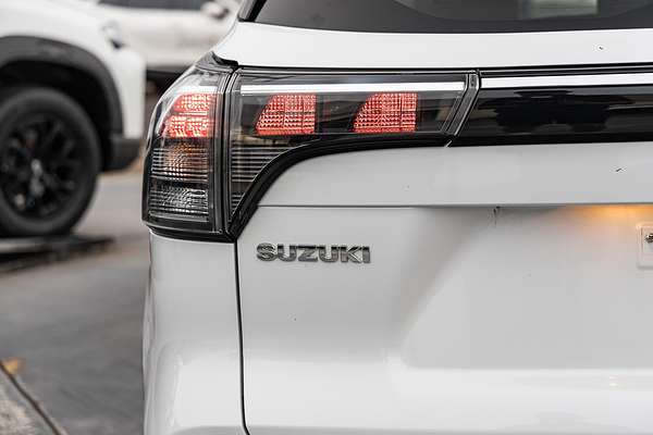 2023 Suzuki S-Cross ALLGRIP Prestige JYB
