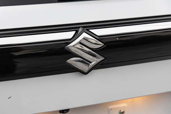 2023 Suzuki S-Cross ALLGRIP Prestige JYB