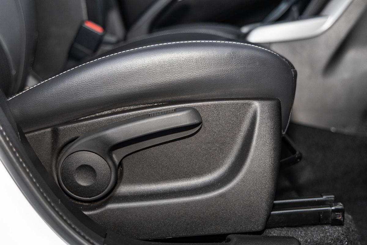 2023 Suzuki S-Cross ALLGRIP Prestige JYB