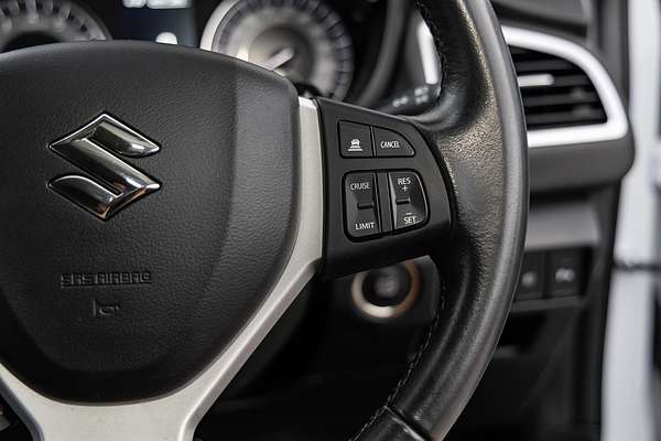 2023 Suzuki S-Cross ALLGRIP Prestige JYB