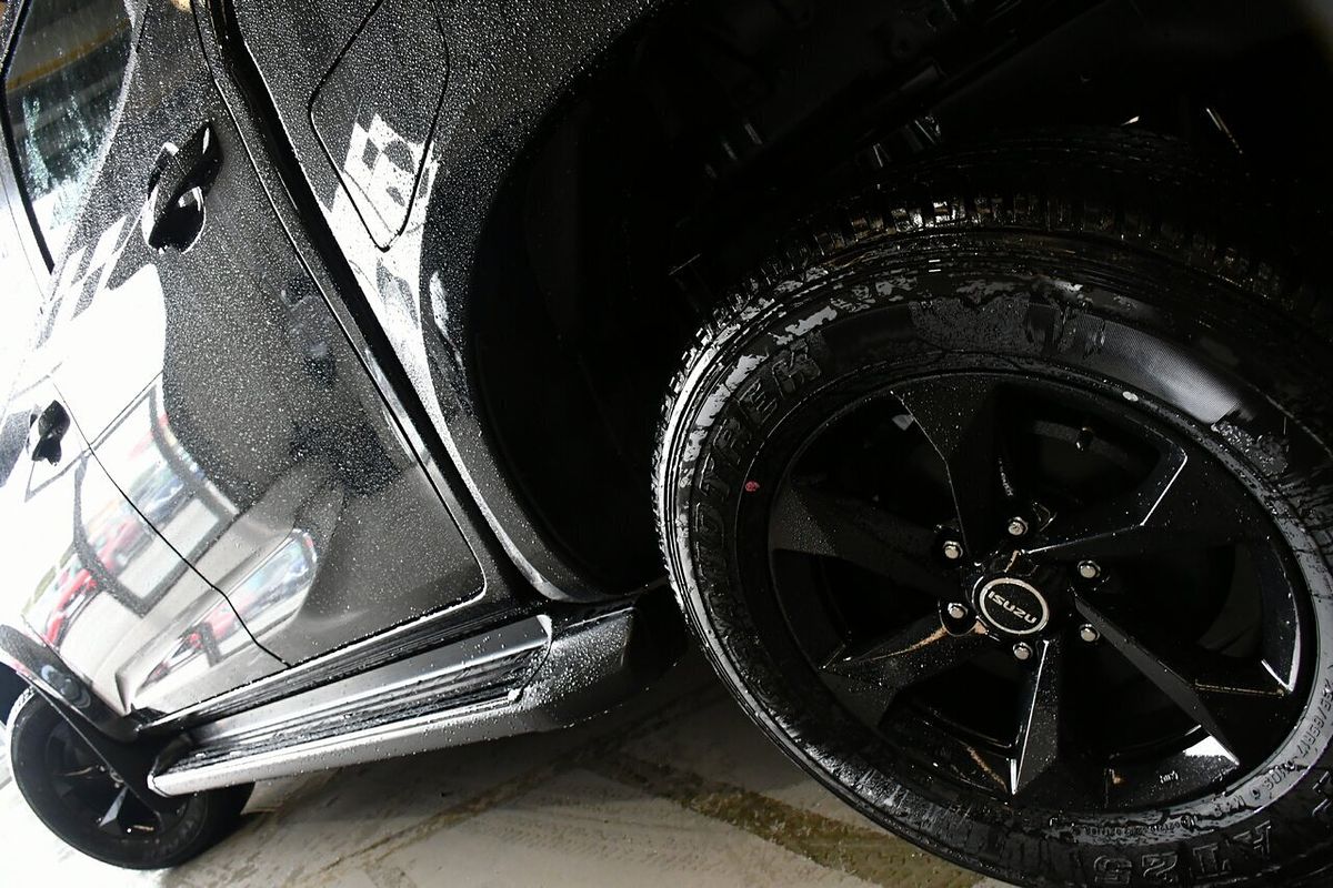 2025 Isuzu D-MAX X-RIDER 4X4