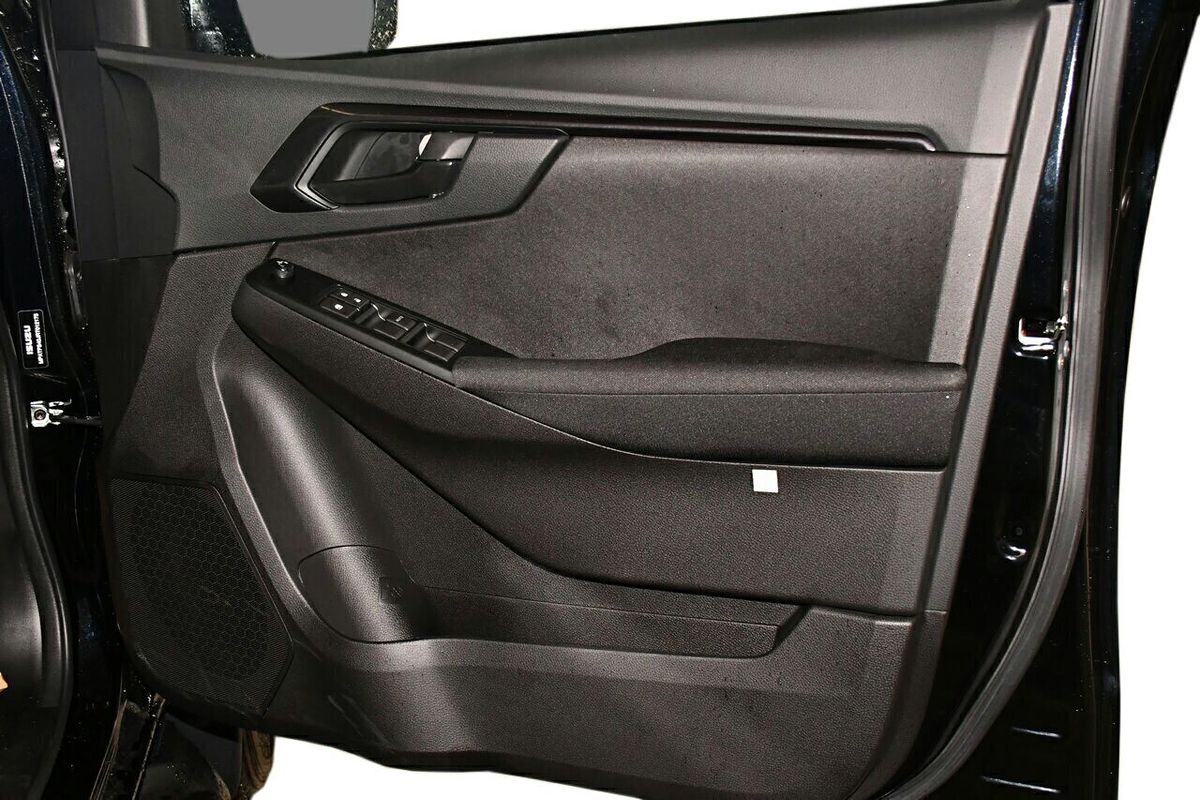 2025 Isuzu D-MAX X-RIDER 4X4