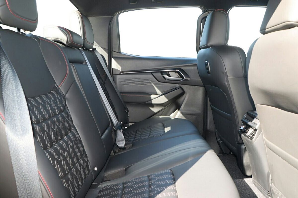 2025 Isuzu D-MAX X-TERRAIN 4X4