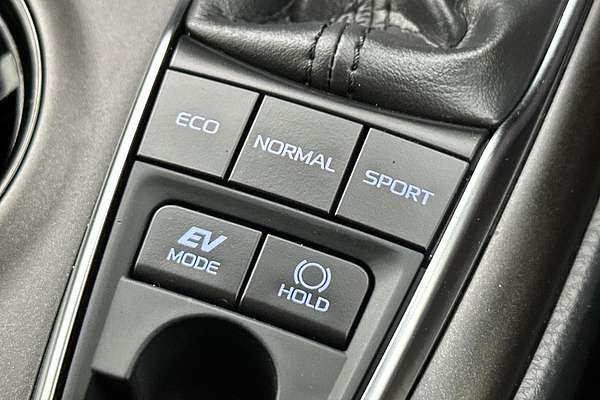 2024 Toyota Camry Ascent AXVH70R
