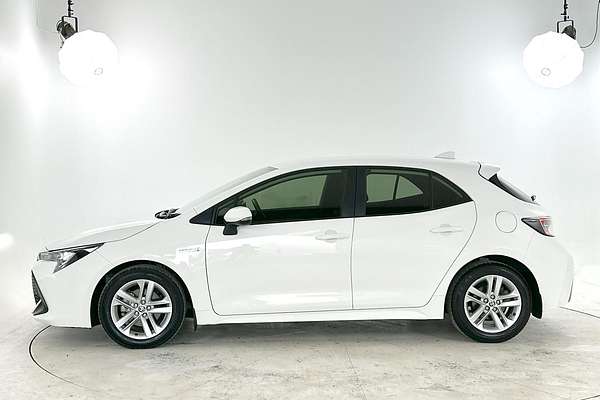 2022 Toyota Corolla Ascent Sport Hybrid ZWE211R