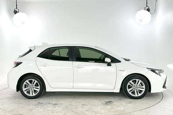 2022 Toyota Corolla Ascent Sport Hybrid ZWE211R