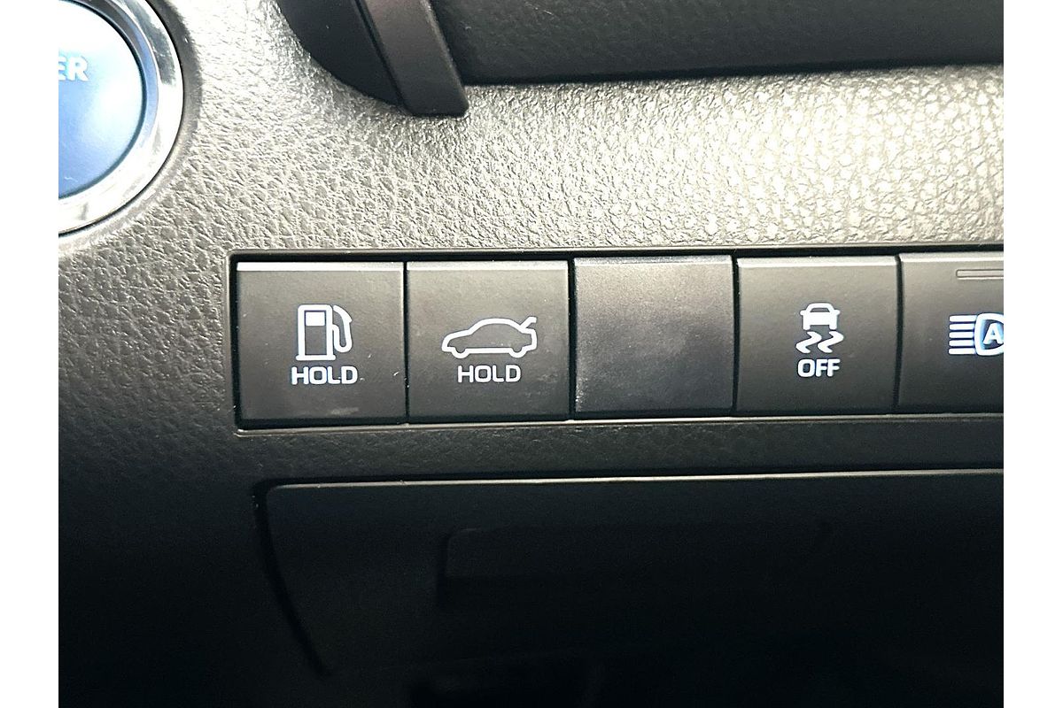2021 Toyota Camry Ascent AXVH70R