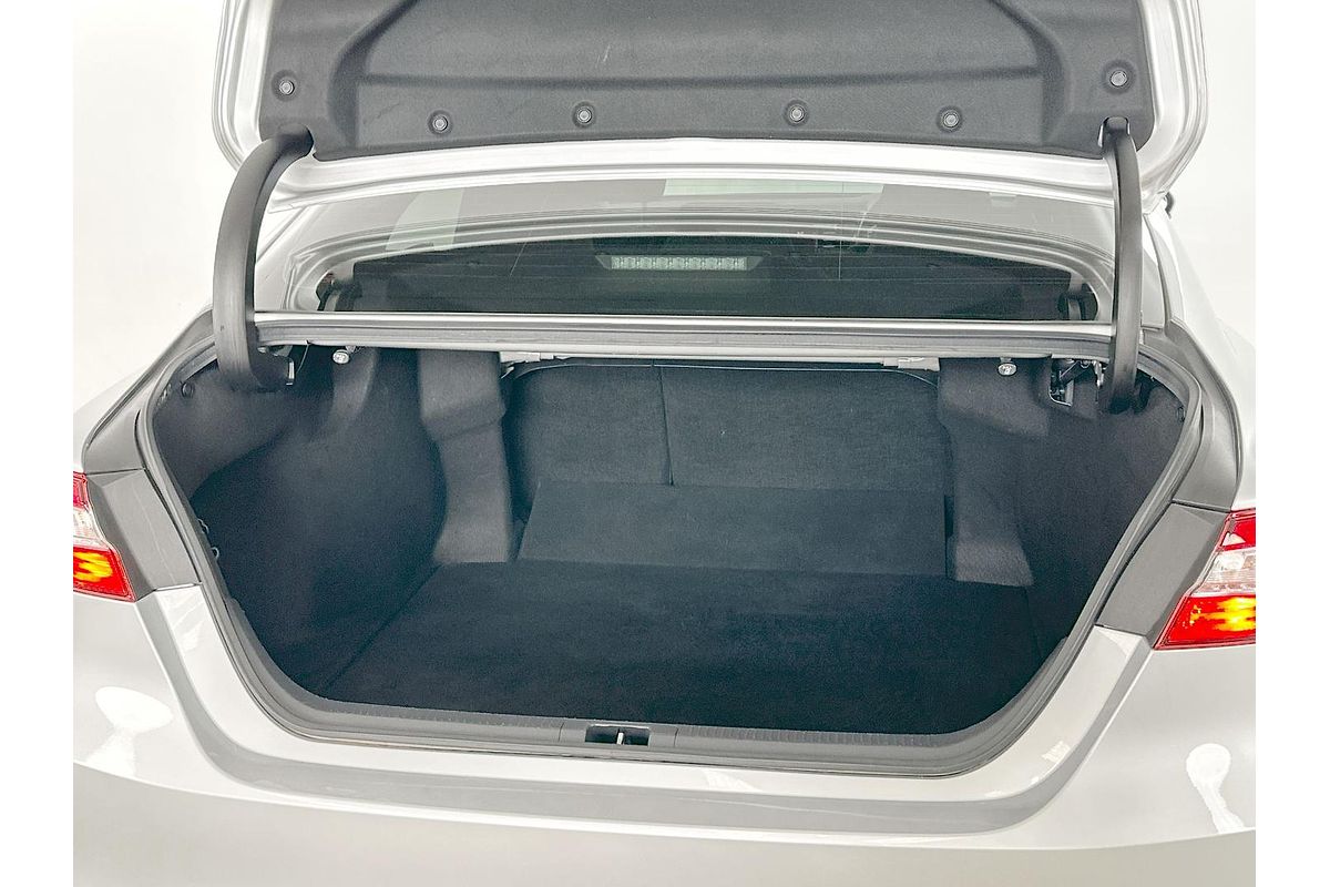 2021 Toyota Camry Ascent AXVH70R