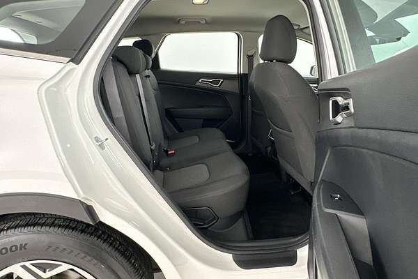 2023 Kia Sportage S NQ5