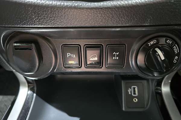 2019 Nissan Navara ST-X D23 Series 3 4X4