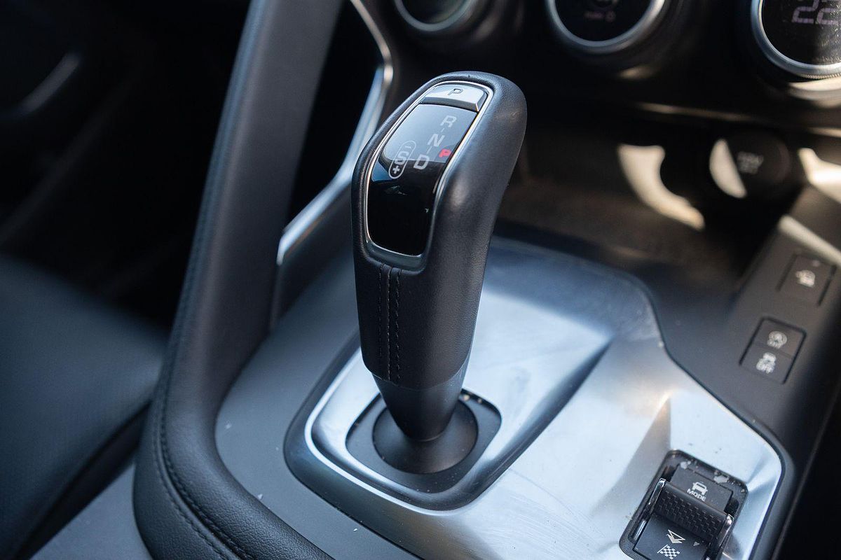 2019 Jaguar E-PACE P200 SE X540