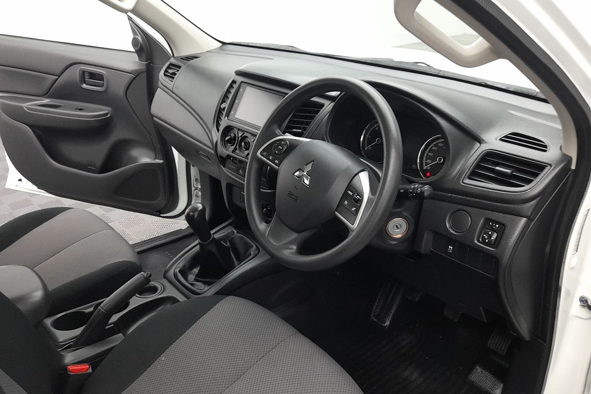 2023 Mitsubishi Triton GLX MR Rear Wheel Drive