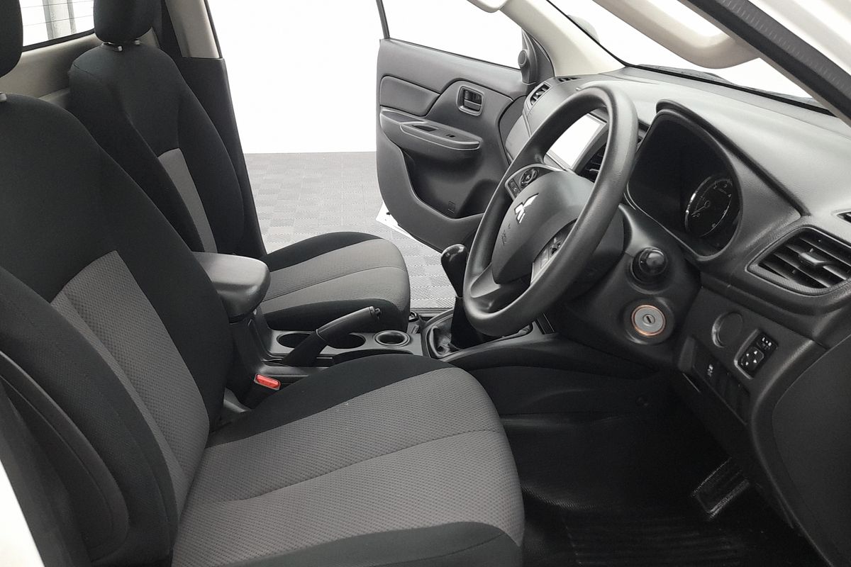 2023 Mitsubishi Triton GLX MR Rear Wheel Drive
