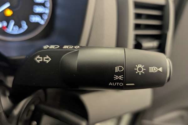 2025 Mitsubishi MV4W30