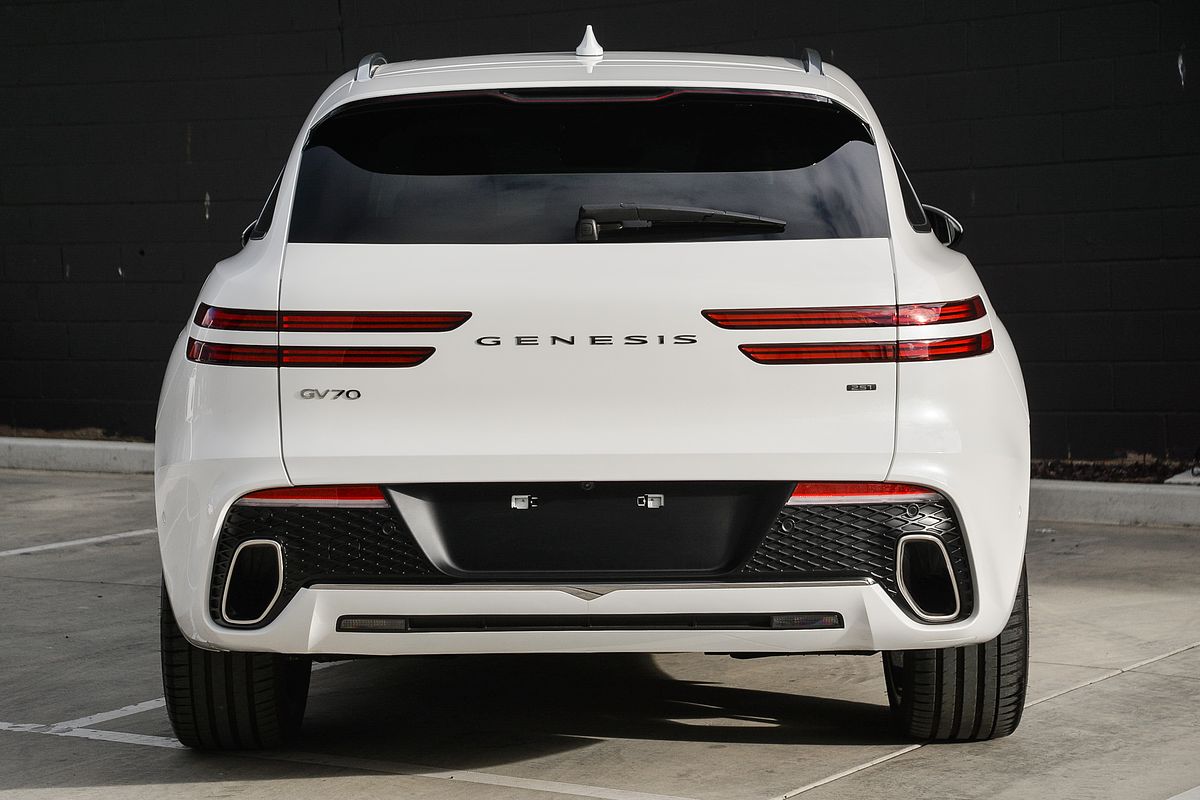 2024 Genesis GV70 2.5T AWD JK.V2
