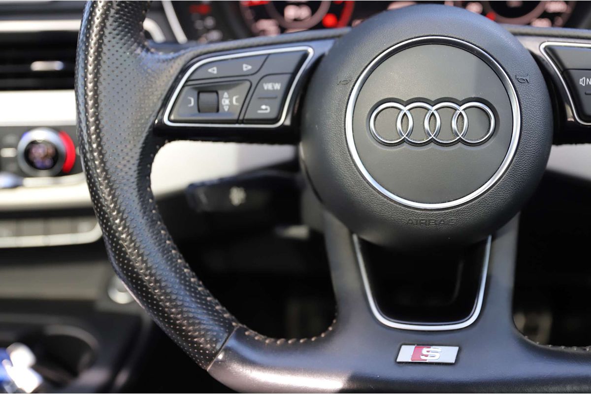 2016 Audi A4 sport B9