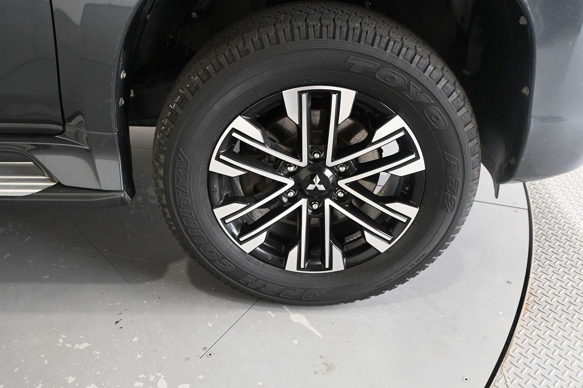 2020 Mitsubishi Pajero Sport Exceed QF